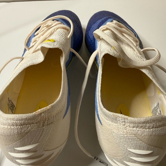 Nike Phantom Cleats - Blue and Cream main image 4